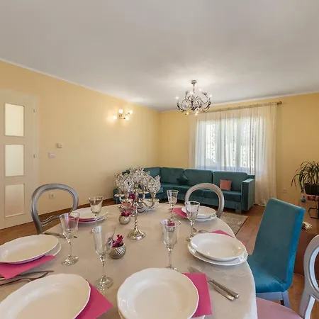 Ferienhaus Monique *